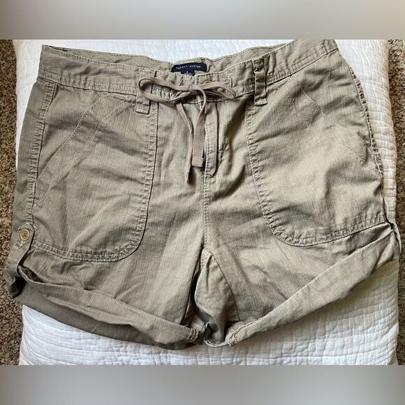 Tommy Hilfiger Tan Shorts - Picture 1 of 6